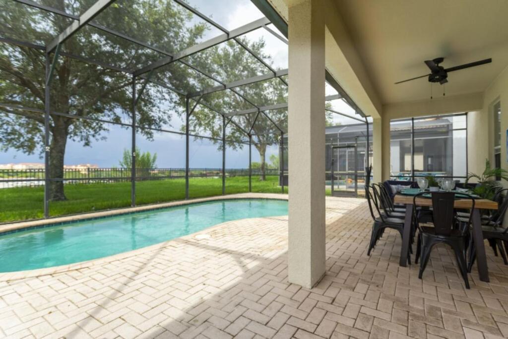 6 Bedrooms Pool And Game Room - 2 Miles To Disney 7817 オーランド エクステリア 写真