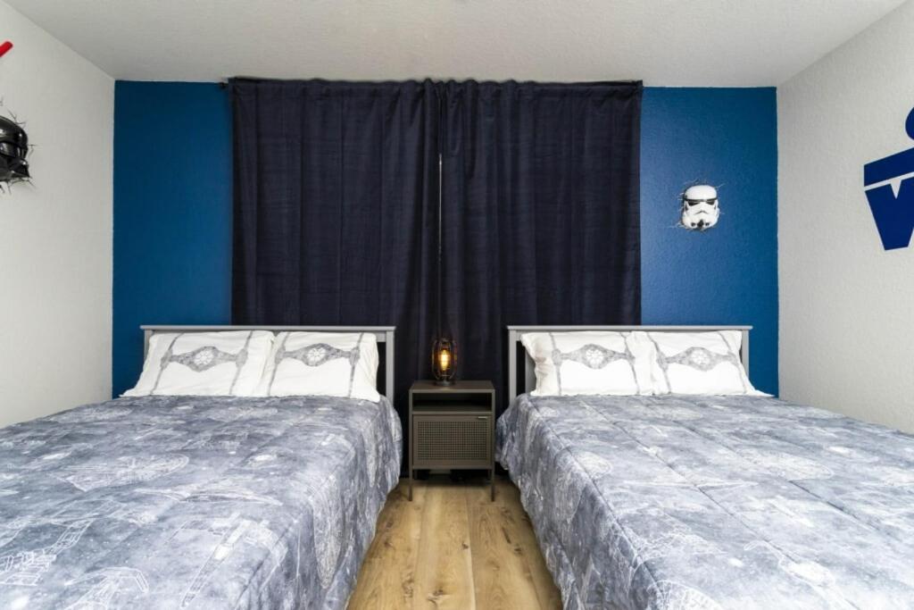 6 Bedrooms Pool And Game Room - 2 Miles To Disney 7817 オーランド エクステリア 写真